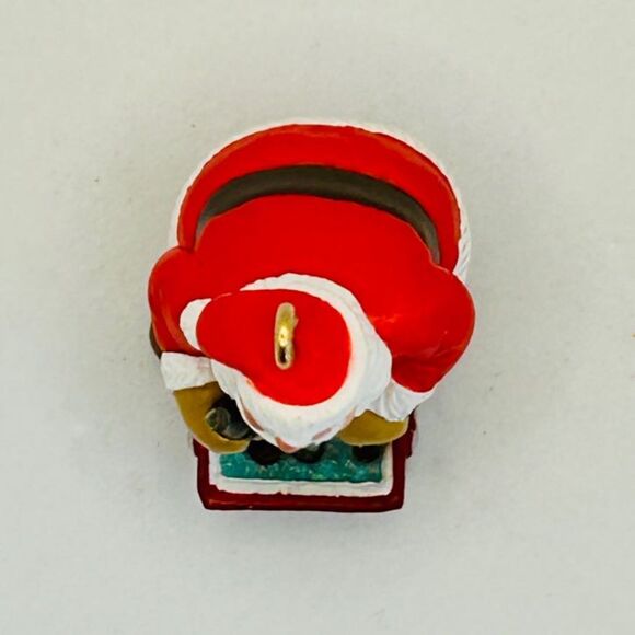 VTG 1993 Hallmark Keepsake Ornament Collector's Club Miniature COOL SANTA Coke - Picture 6 of 9